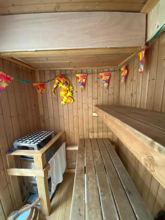 Little Brighton Beach Apartments - Also Separate Spa Cabin And Watersports Εξωτερικό φωτογραφία
