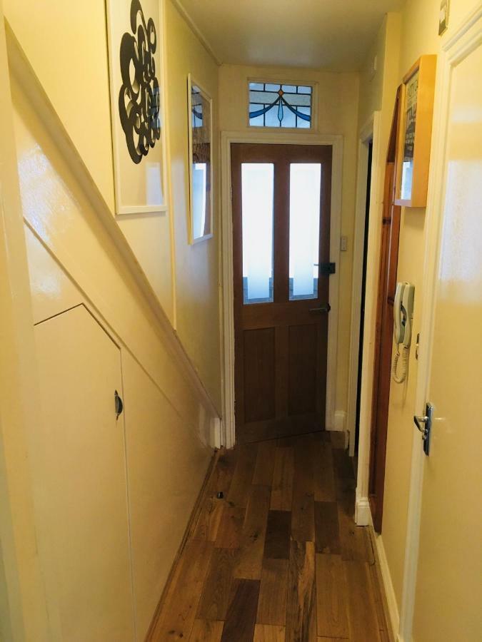 Little Brighton Beach Apartments - Also Separate Spa Cabin And Watersports Εξωτερικό φωτογραφία