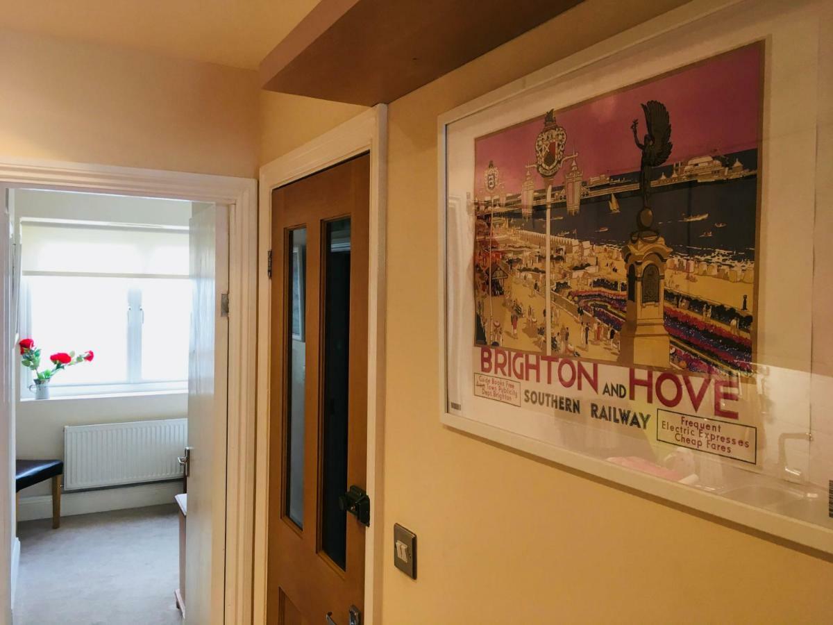 Little Brighton Beach Apartments - Also Separate Spa Cabin And Watersports Εξωτερικό φωτογραφία