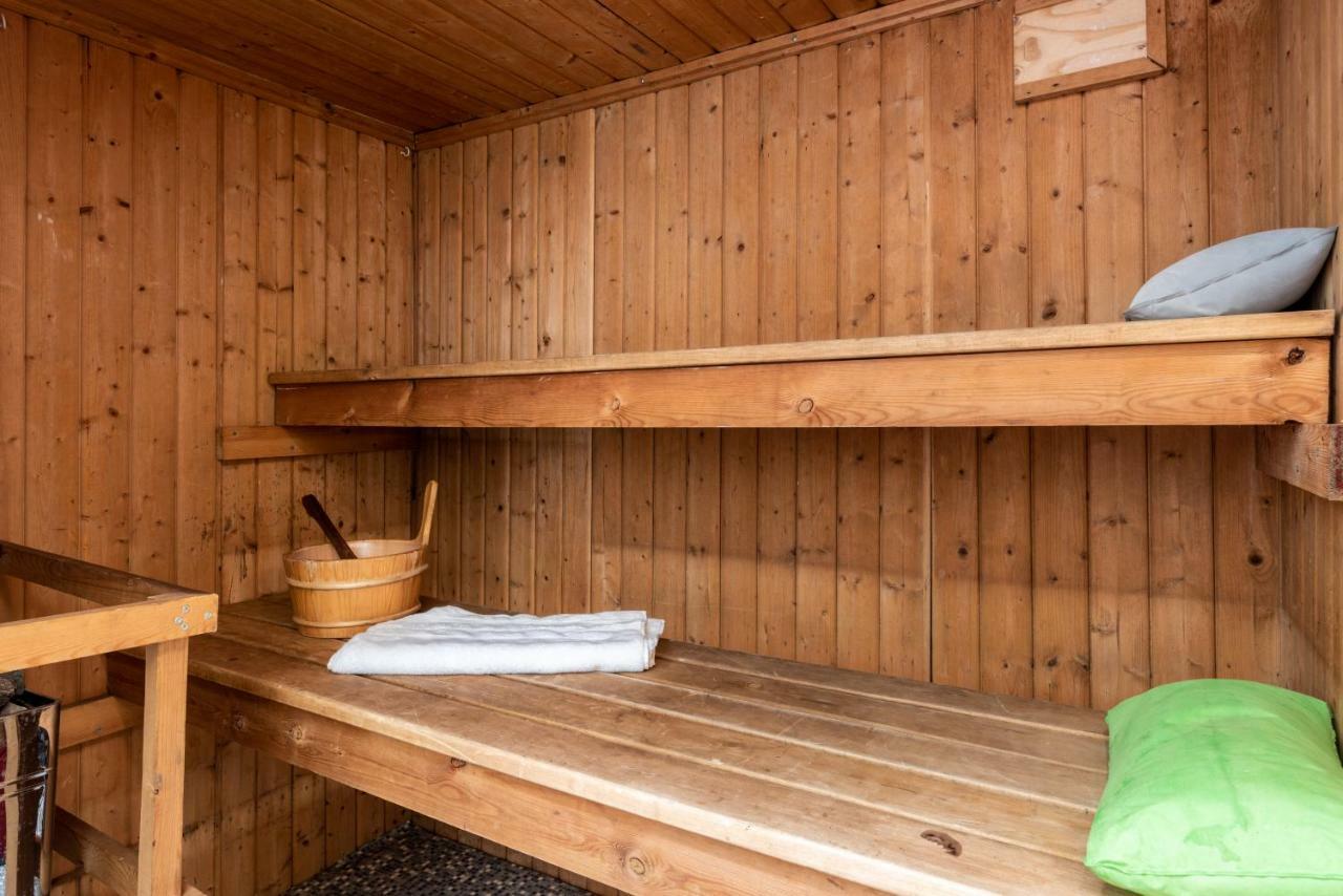 Little Brighton Beach Apartments - Also Separate Spa Cabin And Watersports Εξωτερικό φωτογραφία